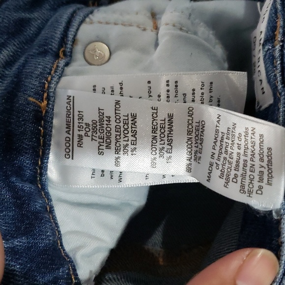 Good American Good Waist in Indigo144 Jeans - Picture 9 of 9